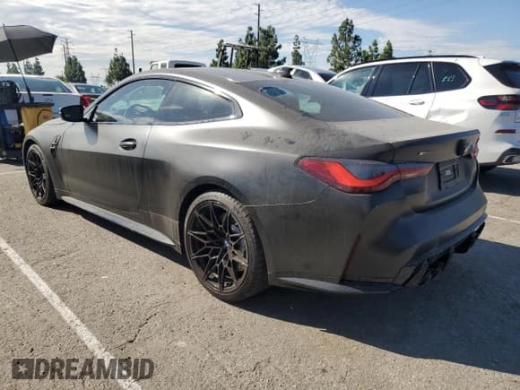 ✅ 2022 BMW M4 Competition xDrive • VIN: WBS43AZ0XNCK13134 • Лот: 81919185. Опубликован ранее на Copart с пробегом 9 588 миль. Бесплатный доступ к архиву аукционных продаж из США и подробный отчёт об истории автомобиля на DreamBid. Изображение 2.