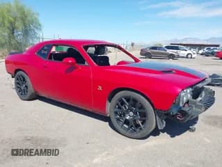 ✅ 2015 Dodge Challenger R/T Scat Pack • VIN: 2C3CDZFJ3FH816585 • Lot: 43353658. Wystawiony na IAAI z przebiegiem Nie podano. Bezpłatny archiwum sprzedaży aukcyjnych z USA i szczegółowy raport historii pojazdu na DreamBid. Zdjęcie 1.