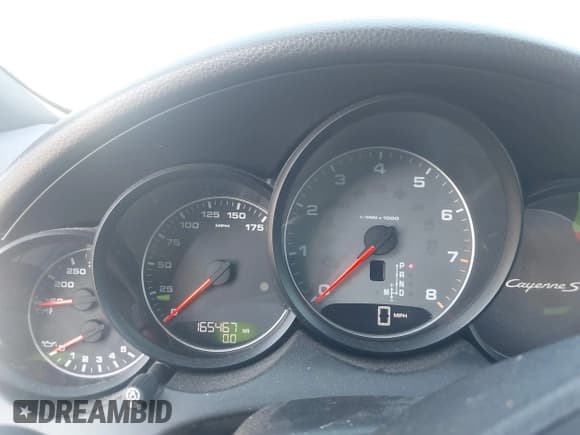 ✅ 2012 Porsche Cayenne S • VIN: WP1AB2A27CLA47019 • Lot: 43106149. Wystawiony na IAAI z przebiegiem 165 467 mil. Bezpłatny archiwum sprzedaży aukcyjnych z USA i szczegółowy raport historii pojazdu na DreamBid. Zdjęcie 7.