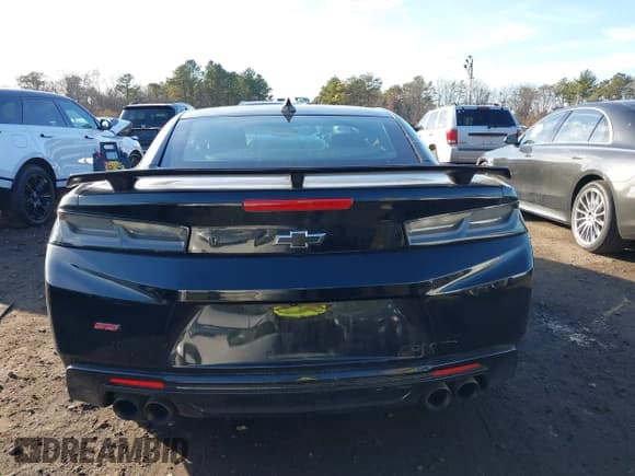 ✅ 2018 Chevrolet Camaro 1SS • VIN: 1G1FF1R78J0135848 • Лот: 40955794. Опубликован ранее на IAAI с пробегом 15 588 миль. Бесплатный доступ к архиву аукционных продаж из США и подробный отчёт об истории автомобиля на DreamBid. Изображение 16.