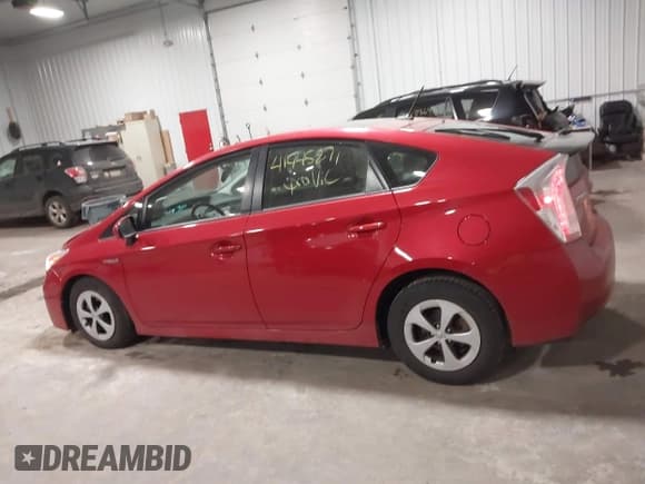 ✅ 2013 Toyota Prius One • VIN: JTDKN3DU0D1663948 • Lot: 41445271. Listed on IAAI with 109,301 mi. Free auction sales archive from the USA and detailed vehicle history report at DreamBid. Image 14.