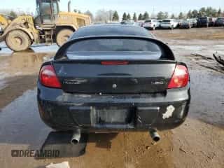 2005 Dodge Neon SXT z VIN 1B3ES56C65D233736, wystawiony jako Copart lot #48221025 z przebiegiem 149 863 mil mil oraz Szkoda całkowita • Salvage title. Historia ofert i sprzedaży dostępna na DreamBid. Obrazek 6.