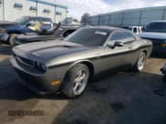 ✅ 2009 Dodge Challenger R/T • VIN: 2B3LJ54T49H579922 • Lot: 85990124. Wystawiony na Copart z przebiegiem 137 613 mil. Bezpłatny archiwum sprzedaży aukcyjnych z USA i szczegółowy raport historii pojazdu na DreamBid. Zdjęcie 1.