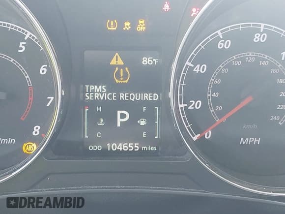 ✅ 2018 Mitsubishi Outlander SE • VIN: JA4AP3AW8JU024233 • Lot: 42372765. Listed on IAAI with 104,655 mi. Free auction sales archive from the USA and detailed vehicle history report at DreamBid. Image 16.