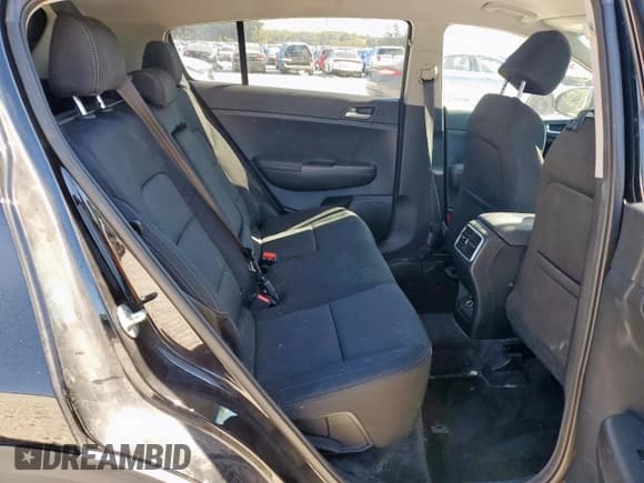 ✅ 2022 Kia Sportage LX • VIN: KNDPM3AC6N7000550 • Lot: 92417235. Listed on Copart with 63,287 mi. Free auction sales archive from the USA and detailed vehicle history report at DreamBid. Image 11.