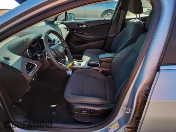 ✅ 2017 Chevrolet Cruze LT • VIN: 1G1BE5SM0H7175884 • Lot: 81606565. Listed on Copart with 189,402 mi miles. Access the free auction sales archive from the USA and view a detailed vehicle history report at DreamBid. Image 7.