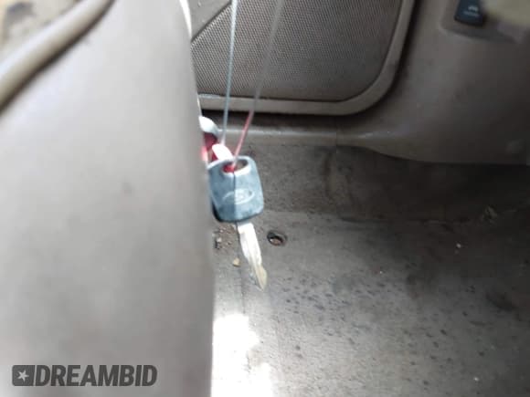 ✅ 2000 Ford Mustang • VIN: 1FAFP4042YF132515 • Лот: 42965690. Опубликован ранее на IAAI с пробегом Не указан. Бесплатный доступ к архиву аукционных продаж из США и подробный отчёт об истории автомобиля на DreamBid. Изображение 11.