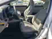 2017 Hyundai Elantra SE z VIN 5NPD74LF5HH093018, wystawiony jako Copart lot #85946085 z przebiegiem 83 416 mil mil oraz Szkoda całkowita • Salvage title. Historia ofert i sprzedaży dostępna na DreamBid. Obrazek 7.