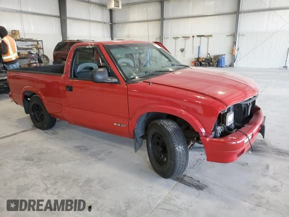 ✅ 1994 Chevrolet S-10 • VIN: 1GCCS14Z7R8156931 • Лот: 84514594. Опубликован ранее на Copart с пробегом 175 817 миль. Бесплатный доступ к архиву аукционных продаж из США и подробный отчёт об истории автомобиля на DreamBid. Изображение 4.
