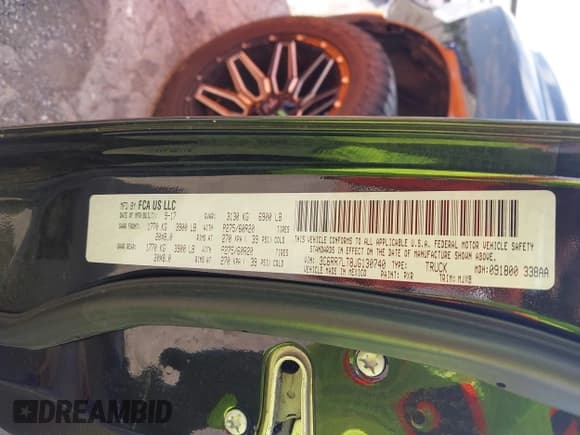 ✅ 2018 Ram 1500 Big Horn • VIN: 3C6RR7LT8JG130740 • Lot: 42822308. Wystawiony na IAAI z przebiegiem 103 758 mil. Bezpłatny archiwum sprzedaży aukcyjnych z USA i szczegółowy raport historii pojazdu na DreamBid. Zdjęcie 9.