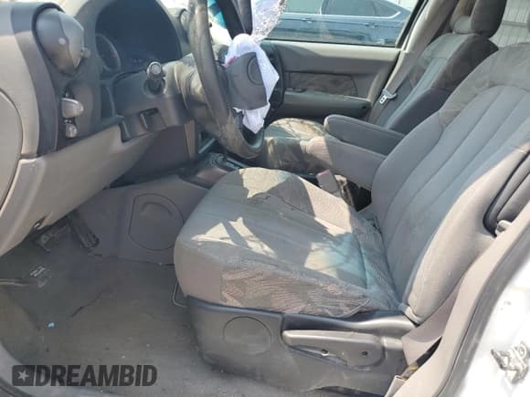 ✅ 2002 Pontiac Aztek • VIN: 3G7DA03EX2S586691 • Lot: 66710655. Wystawiony na Copart z przebiegiem Nie podano. Bezpłatny archiwum sprzedaży aukcyjnych z USA i szczegółowy raport historii pojazdu na DreamBid. Zdjęcie 7.