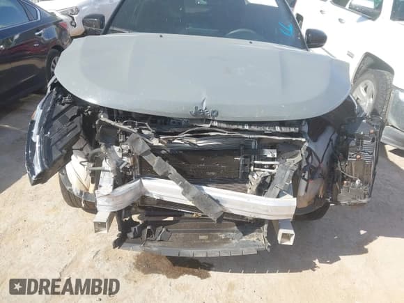 ✅ 2024 Jeep Compass Limited • VIN: 3C4NJDCN5RT581917 • Lot: 43504613. Wystawiony na IAAI z przebiegiem 56 081 mil. Bezpłatny archiwum sprzedaży aukcyjnych z USA i szczegółowy raport historii pojazdu na DreamBid. Zdjęcie 6.