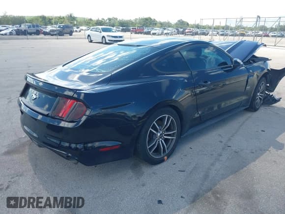 ✅ 2016 Ford Mustang EcoBoost • VIN: 1FA6P8TH8G5236307 • Lot: 42823503. Listed on IAAI with 140,028 mi. Free auction sales archive from the USA and detailed vehicle history report at DreamBid. Image 4.