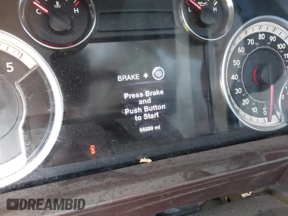 ✅ 2017 Ram 2500 Laramie • VIN: 3C6UR5FLXHG518900 • Lot: 42682604. Wystawiony na IAAI z przebiegiem 96 699 mil. Bezpłatny archiwum sprzedaży aukcyjnych z USA i szczegółowy raport historii pojazdu na DreamBid. Zdjęcie 7.