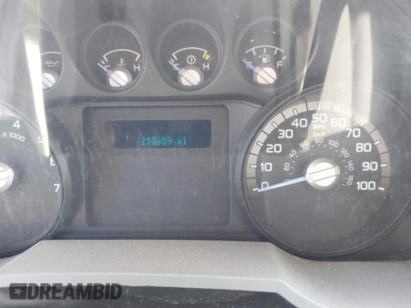 ✅ 2015 Ford F-250 XL • VIN: 1FT7W2A65FEA53610 • Lot: 43220914. Listed on IAAI with 210,659 mi. Free auction sales archive from the USA and detailed vehicle history report at DreamBid. Image 15.