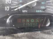 ✅ 2004 Buick Century Custom • VIN: 2G4WS52J441158998 • Lot: 43208383. Wystawiony na IAAI z przebiegiem 215 942 mil. Bezpłatny archiwum sprzedaży aukcyjnych z USA i szczegółowy raport historii pojazdu na DreamBid. Zdjęcie 7.