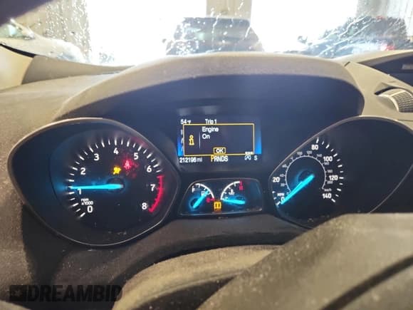 ✅ 2017 Ford Escape SE • VIN: 1FMCU9GD5HUC48386 • Лот: 90955865. Опубликован ранее на Copart с пробегом 212 196 миль. Бесплатный доступ к архиву аукционных продаж из США и подробный отчёт об истории автомобиля на DreamBid. Изображение 9.