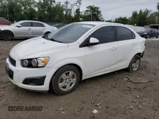2014 Chevrolet Sonic LS z VIN 1G1JA5SHXE4181487, wystawiony jako Copart lot #80206175 z przebiegiem 138 203 mil mil oraz Szkoda całkowita • Salvage title. Historia ofert i sprzedaży dostępna na DreamBid. Obrazek 1.