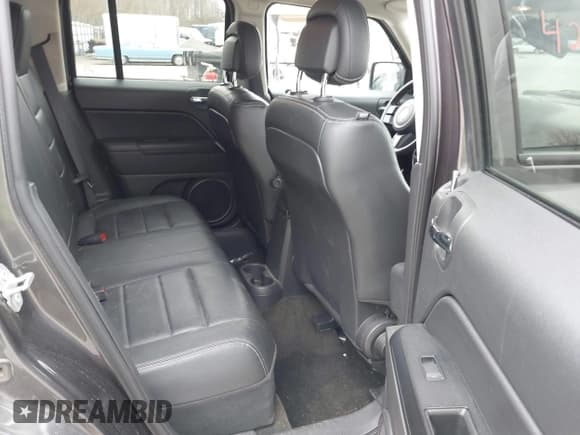 ✅ 2017 Jeep Patriot High Altitude • VIN: 1C4NJRFB9HD195536 • Lot: 42059608. Listed on IAAI with 105,342 mi. Free auction sales archive from the USA and detailed vehicle history report at DreamBid. Image 8.