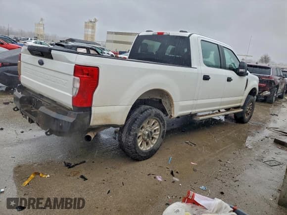 ✅ 2020 Ford F-250 XL • VIN: 1FT7W2B62LED02021 • Lot: 93352665. Listed on Copart with 120,782 mi. Free auction sales archive from the USA and detailed vehicle history report at DreamBid. Image 3.