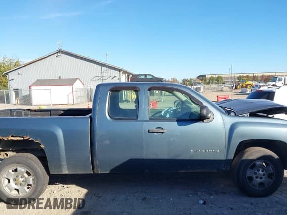 ✅ 2011 Chevrolet Silverado 1500 Work Truck • VIN: 1GCRCPEX3BZ418368 • Lot: 43428812. Listed on IAAI with 205,396 mi. Free auction sales archive from the USA and detailed vehicle history report at DreamBid. Image 13.
