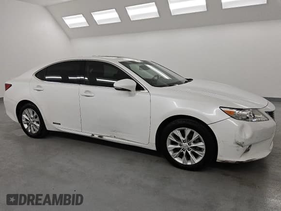 ✅ 2015 Lexus ES 300h • VIN: JTHBW1GG3F2084732 • Lot: 48983255. Listed on Copart with 155,963 mi. Free auction sales archive from the USA and detailed vehicle history report at DreamBid. Image 4.