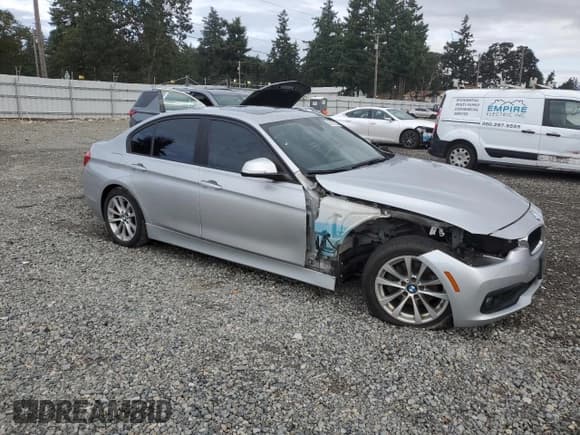 ✅ 2016 BMW 3 Series 320i • VIN: WBA8A9C55GK616073 • Lot: 69291225. Listed on Copart with 103,818 mi. Free auction sales archive from the USA and detailed vehicle history report at DreamBid. Image 4.