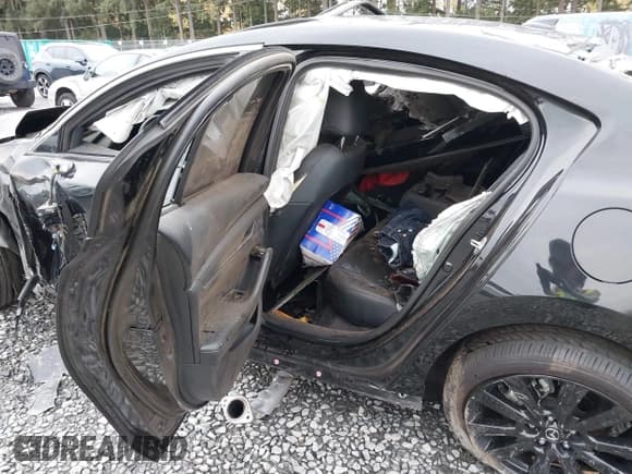 ✅ 2023 Mazda 3 Premium Plus • VIN: 3MZBPBEY6PM366435 • Lot: 43592805. Listed on IAAI with Not provided. Free auction sales archive from the USA and detailed vehicle history report at DreamBid. Image 8.