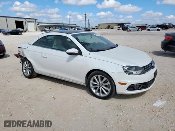 ✅ 2013 Volkswagen Eos Sport • VIN: WVWBW8AH2DV000665 • Лот: 81739875. Опубликован ранее на Copart с пробегом 119 145 миль. Бесплатный доступ к архиву аукционных продаж из США и подробный отчёт об истории автомобиля на DreamBid. Изображение 4.