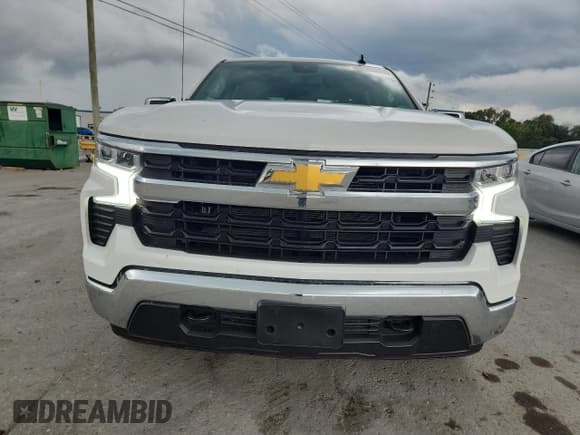 ✅ 2025 Chevrolet Silverado 1500 LT • VIN: 2GCUKDEDXS1163910 • Lot: 81222475. Wystawiony na Copart z przebiegiem 5 661 mil. Bezpłatny archiwum sprzedaży aukcyjnych z USA i szczegółowy raport historii pojazdu na DreamBid. Zdjęcie 5.