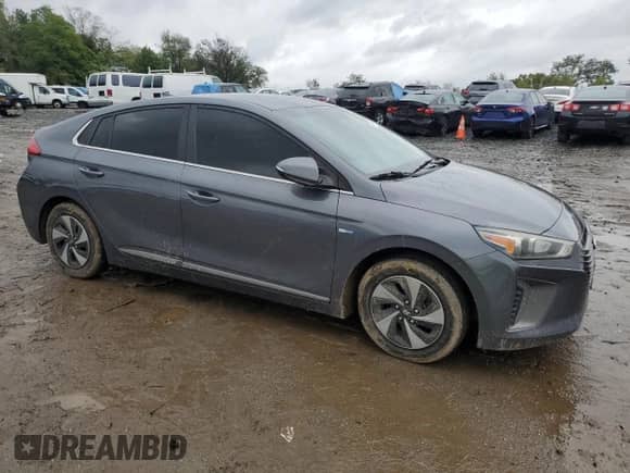 2017 Hyundai Ioniq SEL с VIN KMHC75LC4HU020456, выставлен на аукционе Copart как лот 72478474 с пробегом 327 895 миль миль и Списание • Salvage title. История ставок и продаж доступна на DreamBid. Изображение 4.