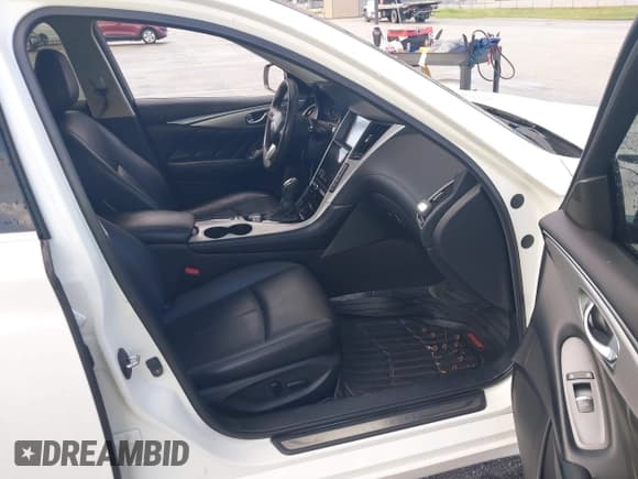 ✅ 2019 Infiniti Q50 Luxe • VIN: JN1EV7AP7KM543498 • Lot: 43469880. Listed on IAAI with 43,730 mi. Free auction sales archive from the USA and detailed vehicle history report at DreamBid. Image 5.