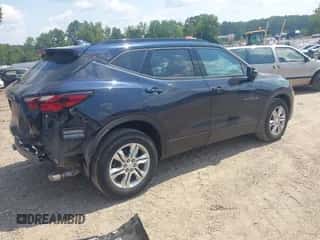 2020 Chevrolet Blazer LT with VIN 3GNKBCRS2LS716055, listed as a IAAI auction lot 43137097 with 46,925 mi miles and . Bid and sale history available at DreamBid. Image 4.