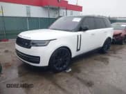 ✅ 2023 Land Rover Range Rover SE • VIN: SALKP9FU3PA051508 • Lot: 41456091. Wystawiony na IAAI z przebiegiem 7 635 mil. Bezpłatny archiwum sprzedaży aukcyjnych z USA i szczegółowy raport historii pojazdu na DreamBid. Zdjęcie 2.