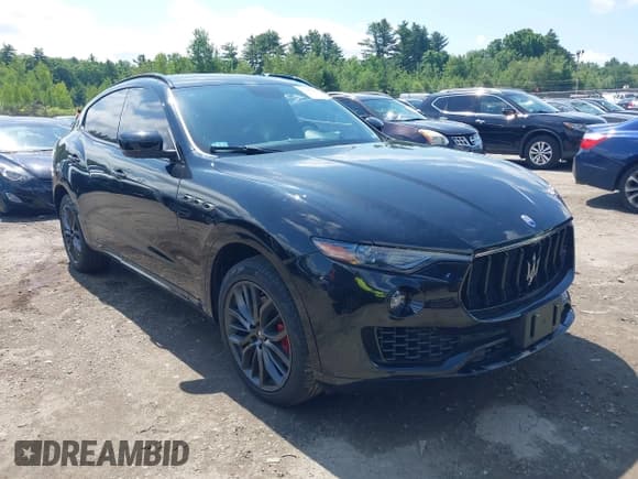 ✅ 2018 Maserati Levante • VIN: ZN661XUA3JX298392 • Lot: 42463752. Wystawiony na IAAI z przebiegiem Nie podano. Bezpłatny archiwum sprzedaży aukcyjnych z USA i szczegółowy raport historii pojazdu na DreamBid. Zdjęcie 1.