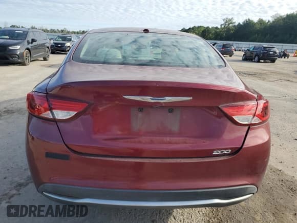 ✅ 2015 Chrysler 200 Limited • VIN: 1C3CCCAB1FN690220 • Лот: 84281305. Опубликован ранее на Copart с пробегом 141 675 миль. Бесплатный доступ к архиву аукционных продаж из США и подробный отчёт об истории автомобиля на DreamBid. Изображение 6.