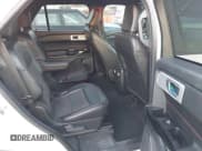 ✅ 2023 Ford Explorer ST-Line • VIN: 1FMSK7KH0PGA48562 • Lot: 40530822. Wystawiony na IAAI z przebiegiem 30 962 mil. Bezpłatny archiwum sprzedaży aukcyjnych z USA i szczegółowy raport historii pojazdu na DreamBid. Zdjęcie 8.