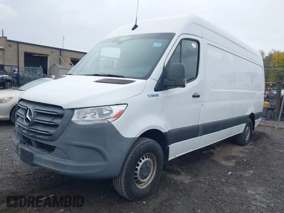 ✅ 2019 Mercedes-Benz Sprinter Cargo • VIN: WD4PF1CDXKT002685 • Lot: 43445070. Listed on IAAI with 201,457 mi. Free auction sales archive from the USA and detailed vehicle history report at DreamBid. Image 2.
