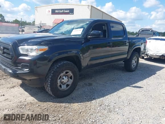 ✅ 2021 Toyota Tacoma SR5 • VIN: 3TYAX5GNXMT028099 • Lot: 43414780. Wystawiony na IAAI z przebiegiem Nie podano. Bezpłatny archiwum sprzedaży aukcyjnych z USA i szczegółowy raport historii pojazdu na DreamBid. Zdjęcie 2.