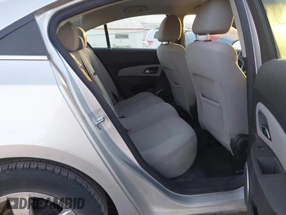 ✅ 2011 Chevrolet Cruze 1LT • VIN: 1G1PF5S96B7104517 • Lot: 43608505. Listed on IAAI with 96,251 mi. Free auction sales archive from the USA and detailed vehicle history report at DreamBid. Image 8.