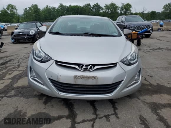 ✅ 2016 Hyundai Elantra SE • VIN: 5NPDH4AE1GH654515 • Lot: 61366495. Listed on Copart with 97,059 mi. Free auction sales archive from the USA and detailed vehicle history report at DreamBid. Image 5.
