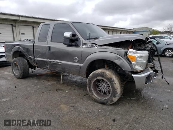 ✅ 2013 Ford F-250 XL • VIN: 1FT7X2BTXDEA59689 • Lot: 79294264. Listed on Copart with 222,764 mi. Free auction sales archive from the USA and detailed vehicle history report at DreamBid. Image 4.