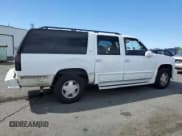 ✅ 1998 GMC Suburban • VIN: 3GKFK16R3WG501070 • Lot: 65256815. Wystawiony na Copart z przebiegiem 255 022 mil. Bezpłatny archiwum sprzedaży aukcyjnych z USA i szczegółowy raport historii pojazdu na DreamBid. Zdjęcie 3.