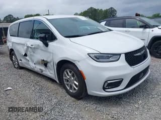 ✅ 2024 Chrysler Pacifica Touring L • VIN: 2C4RC1BG6RR116594 • Lot: 42118613. Wystawiony na IAAI z przebiegiem 47 232 mil. Bezpłatny archiwum sprzedaży aukcyjnych z USA i szczegółowy raport historii pojazdu na DreamBid. Zdjęcie 1.