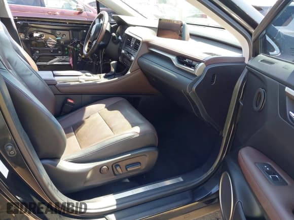 ✅ 2016 Lexus RX 350 • VIN: 2T2ZZMCA6GC028776 • Lot: 42256544. Listed on IAAI with 86,688 mi. Free auction sales archive from the USA and detailed vehicle history report at DreamBid. Image 5.