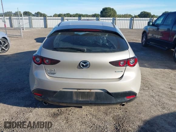 ✅ 2023 Mazda 3 S Preferred • VIN: JM1BPALM3P1610200 • Lot: 43468295. Listed on IAAI with 52,123 mi. Free auction sales archive from the USA and detailed vehicle history report at DreamBid. Image 15.