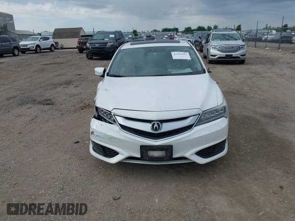 ✅ 2018 Acura ILX Premium • VIN: 19UDE2F7XJA001012 • Lot: 42391193. Wystawiony na IAAI z przebiegiem 74 048 mil. Bezpłatny archiwum sprzedaży aukcyjnych z USA i szczegółowy raport historii pojazdu na DreamBid. Zdjęcie 13.