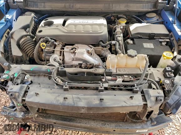 ✅ 2020 Jeep Cherokee Trailhawk Elite • VIN: 1C4PJMBN7LD655510 • Lot: 94277065. Wystawiony na Copart z przebiegiem 40 518 mil. Bezpłatny archiwum sprzedaży aukcyjnych z USA i szczegółowy raport historii pojazdu na DreamBid. Zdjęcie 12.