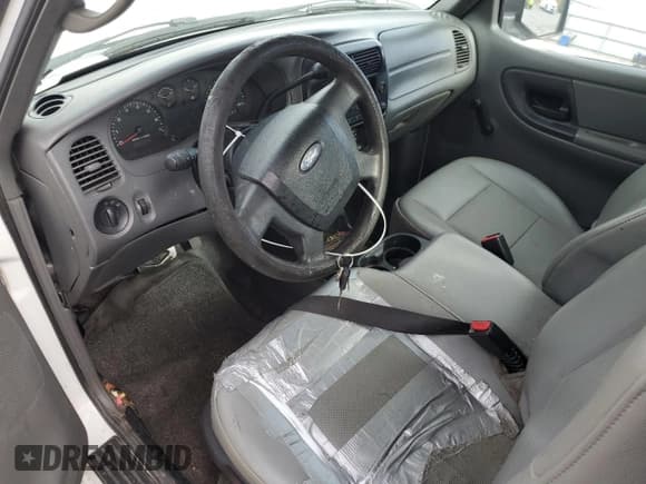 ✅ 2007 Ford Ranger XL • VIN: 1FTYR10UX7PA00400 • Lot: 92381145. Listed on Copart with 214,659 mi. Free auction sales archive from the USA and detailed vehicle history report at DreamBid. Image 8.