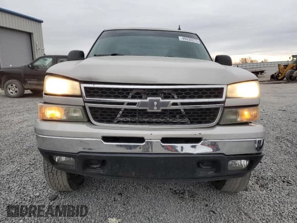 ✅ 2006 Chevrolet Silverado 1500 LT1 • VIN: 1GCEC19T26Z200883 • Лот: 49332275. Опубликован ранее на Copart с пробегом 138 120 миль. Бесплатный доступ к архиву аукционных продаж из США и подробный отчёт об истории автомобиля на DreamBid. Изображение 5.